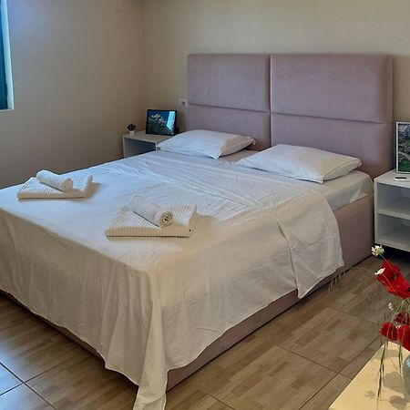 Hotel Villa Ballkan Grile Экстерьер фото